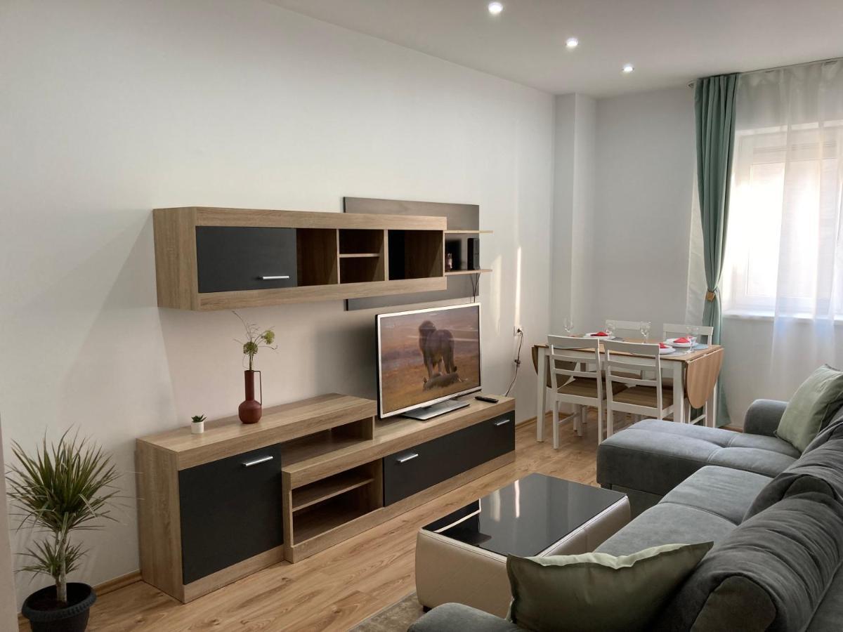 Laroka House Rin Grand Residence Modern Apartment Βουκουρέστι Εξωτερικό φωτογραφία