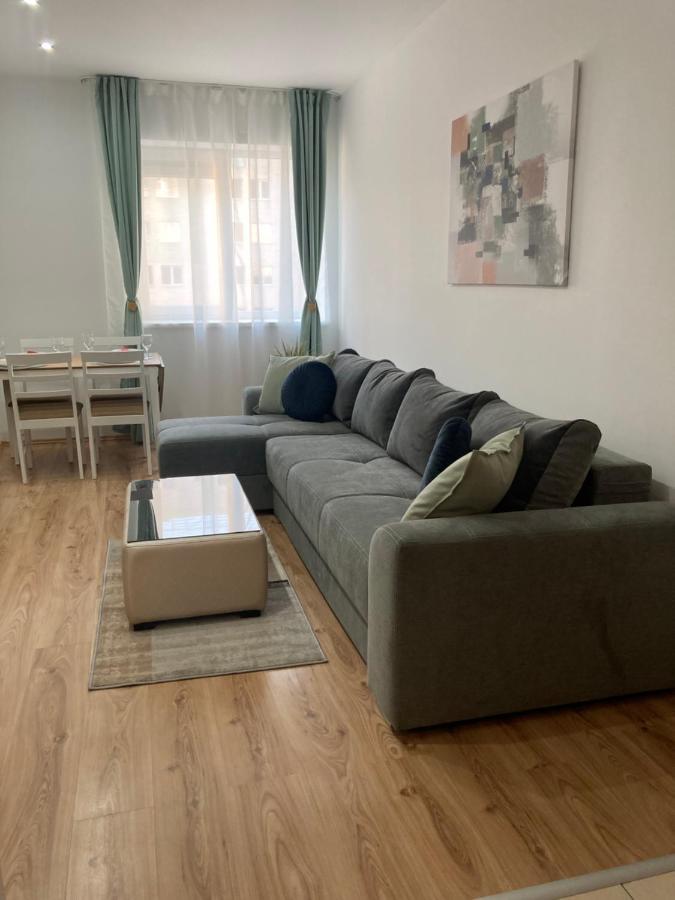 Laroka House Rin Grand Residence Modern Apartment Βουκουρέστι Εξωτερικό φωτογραφία